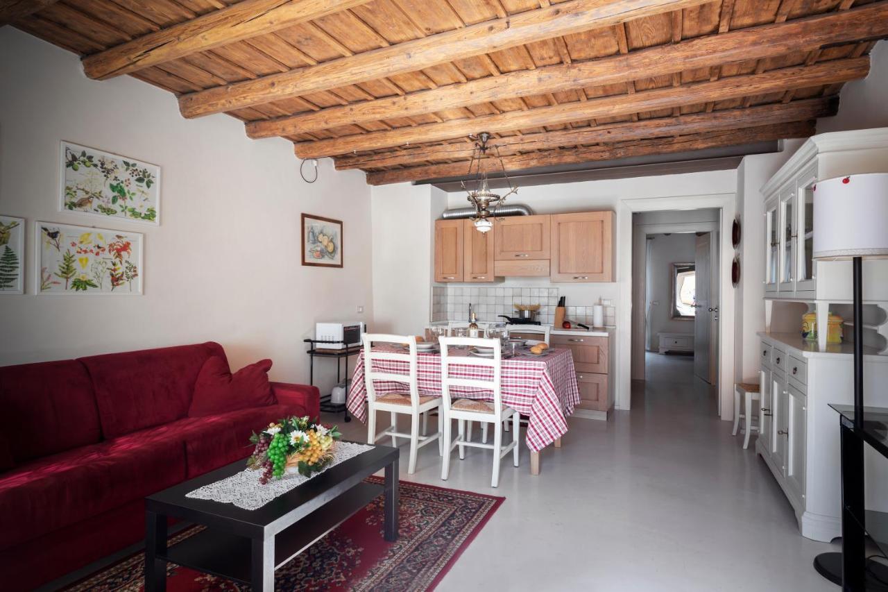 Corte Dei Soavi Suites - Apartments Soave  Eksteriør bilde