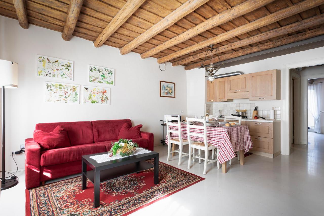 Corte Dei Soavi Suites - Apartments Soave  Eksteriør bilde