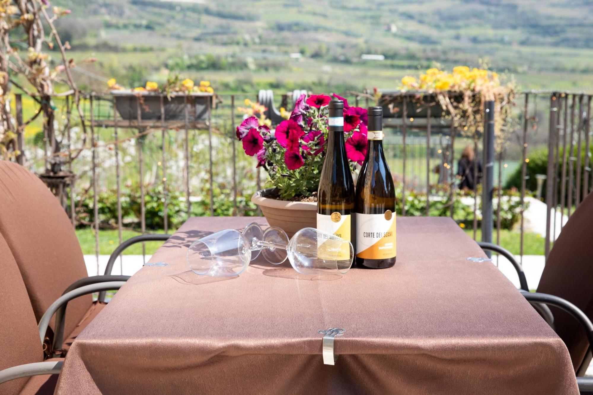Corte Dei Soavi Suites - Apartments Soave  Eksteriør bilde