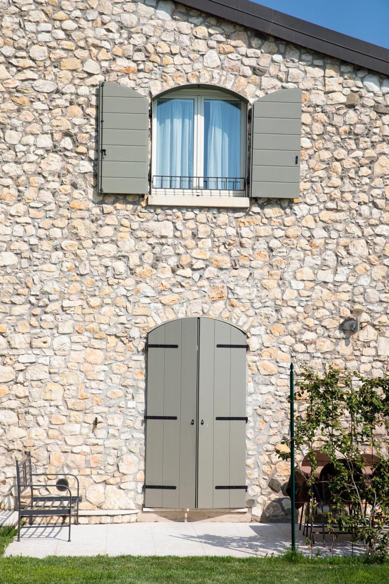 Corte Dei Soavi Suites - Apartments Soave  Eksteriør bilde
