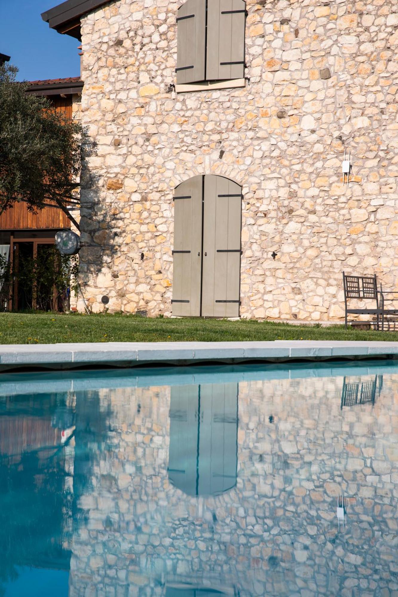 Corte Dei Soavi Suites - Apartments Soave  Eksteriør bilde